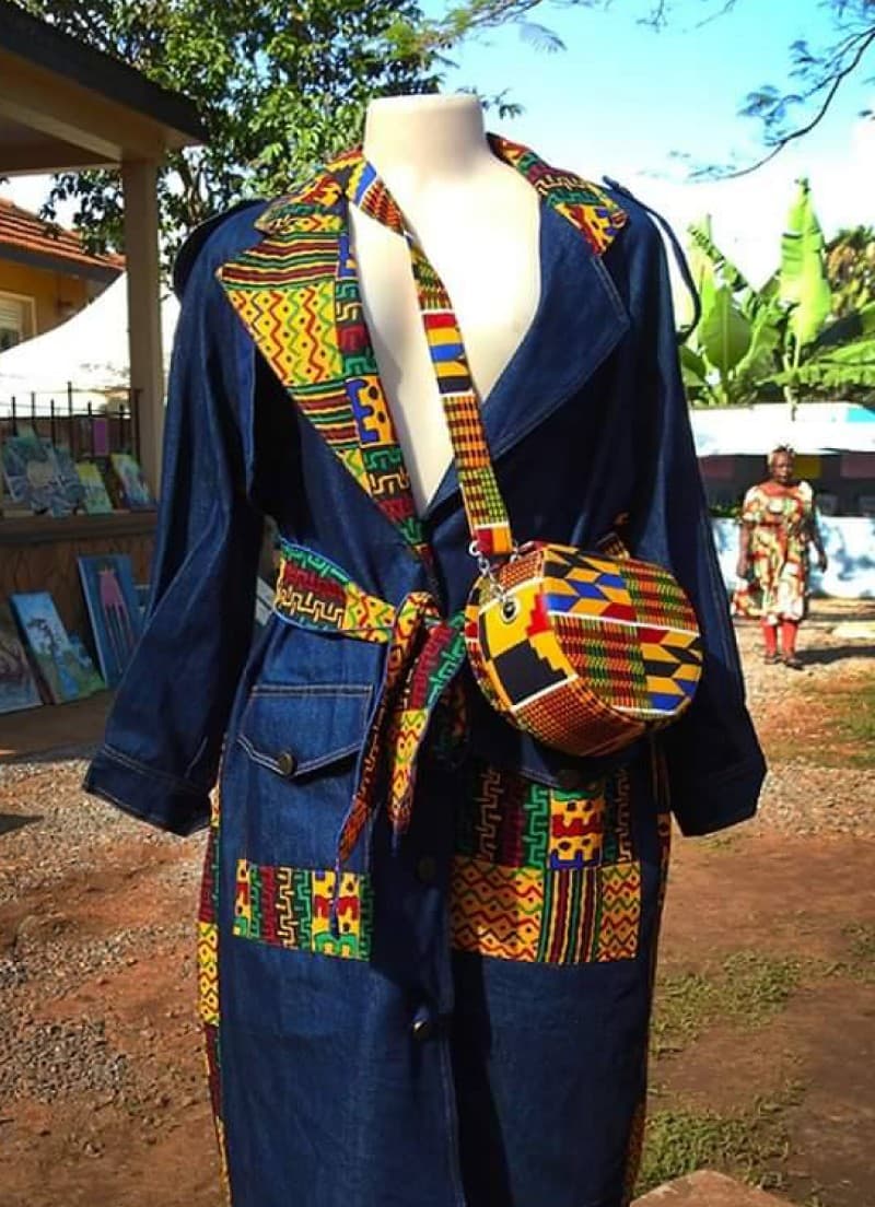 Umoja group member crafting Mama Pendo jewelry